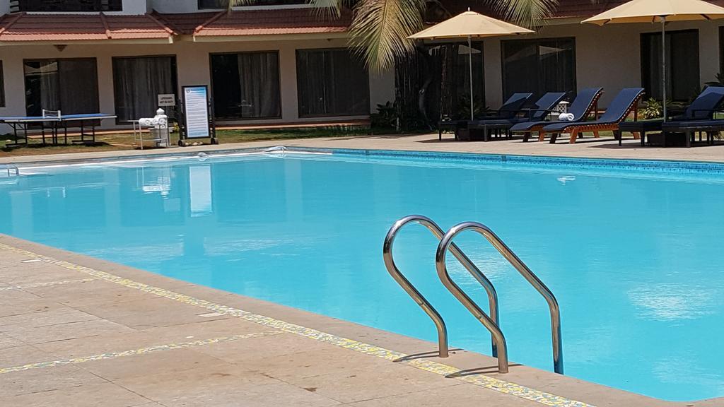 Tropicana Resort & Spa Alibaug 阿里巴格 外观 照片