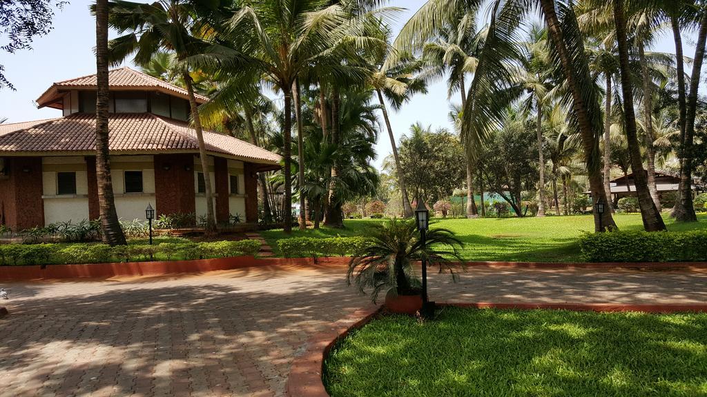 Tropicana Resort & Spa Alibaug 阿里巴格 外观 照片